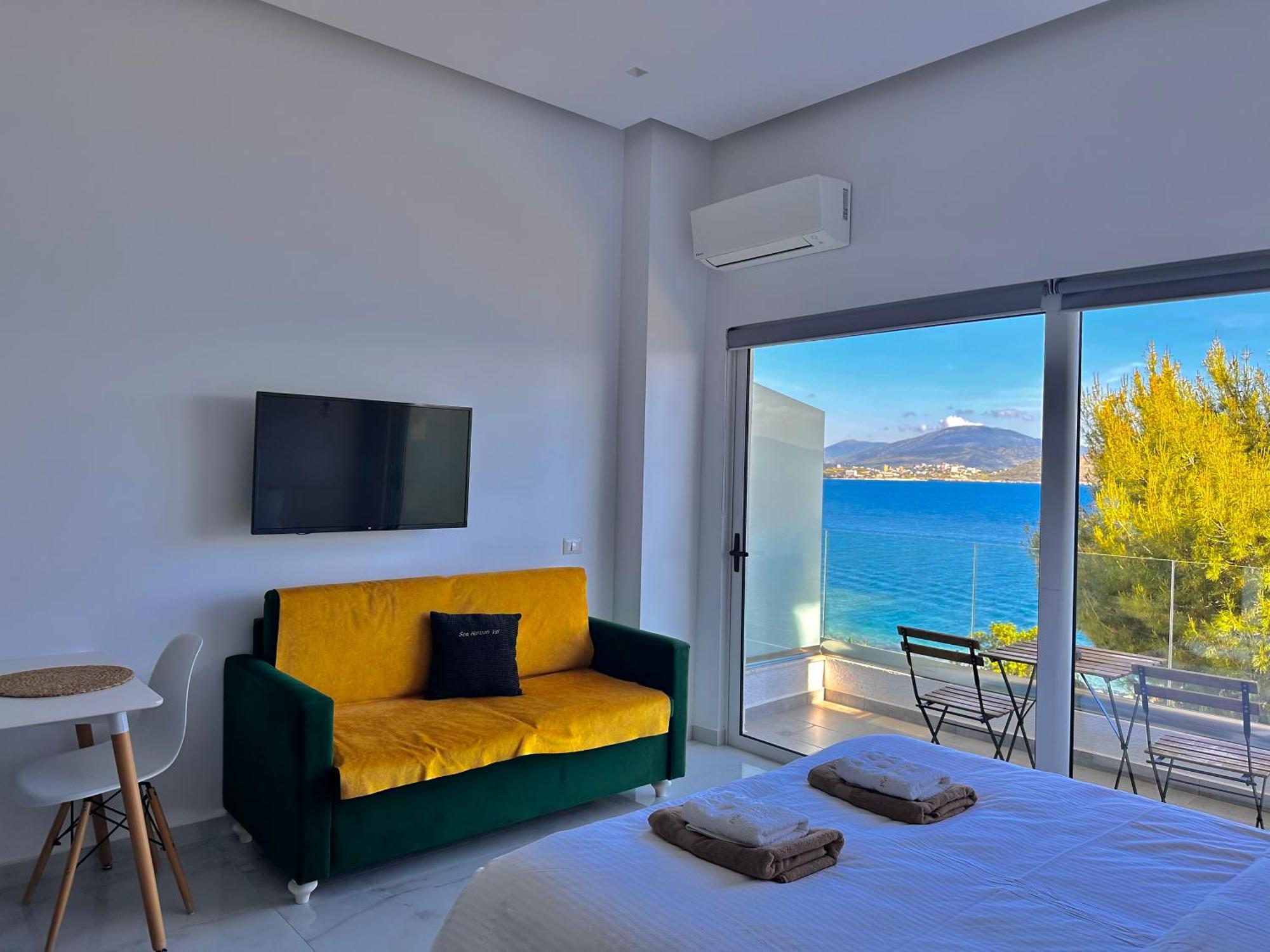 Sea Horizon Vsl Suites & Apartments Sarande Exterior photo